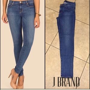 J Brand Super Skinny Jeans (26)